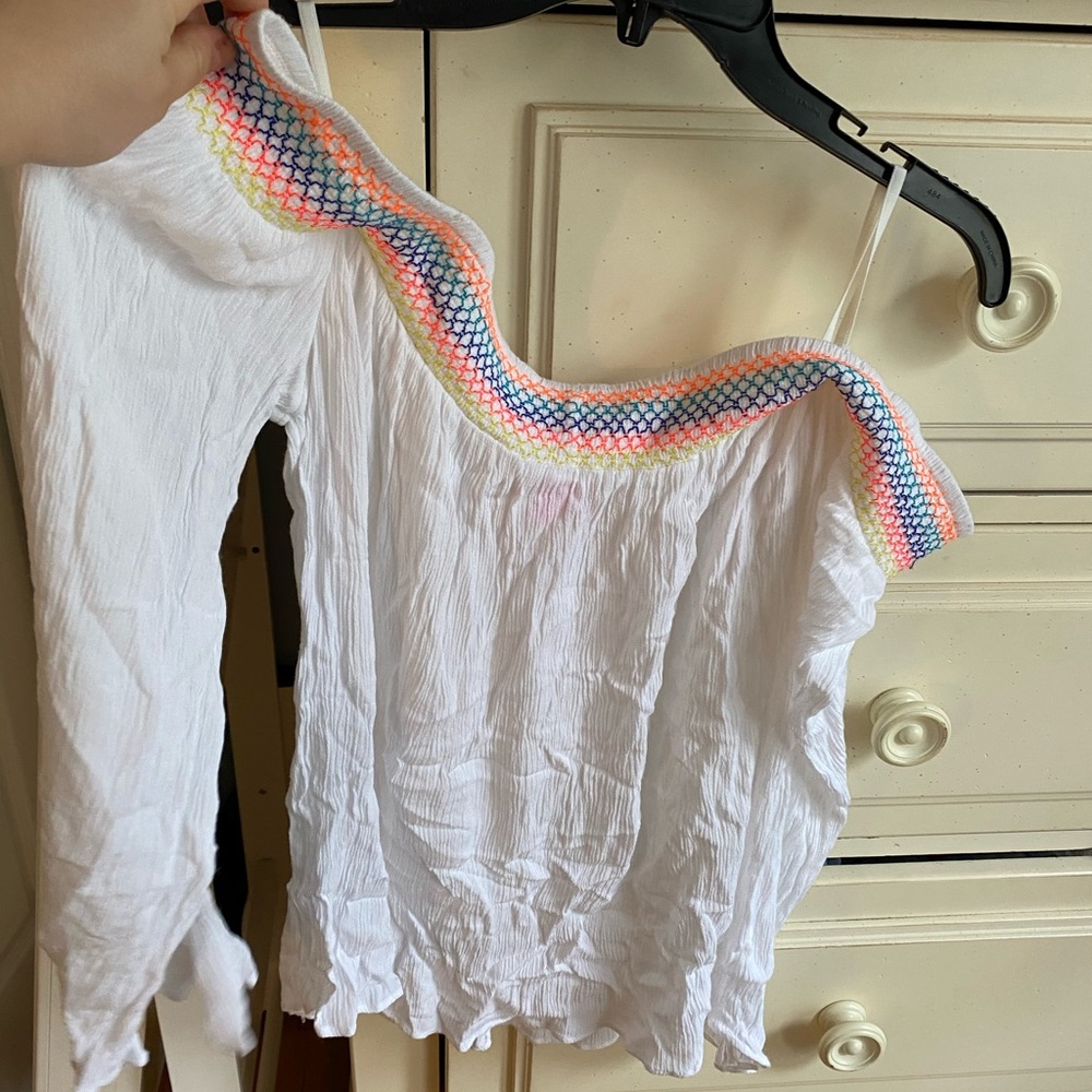 Never worn linen off the shoulder top